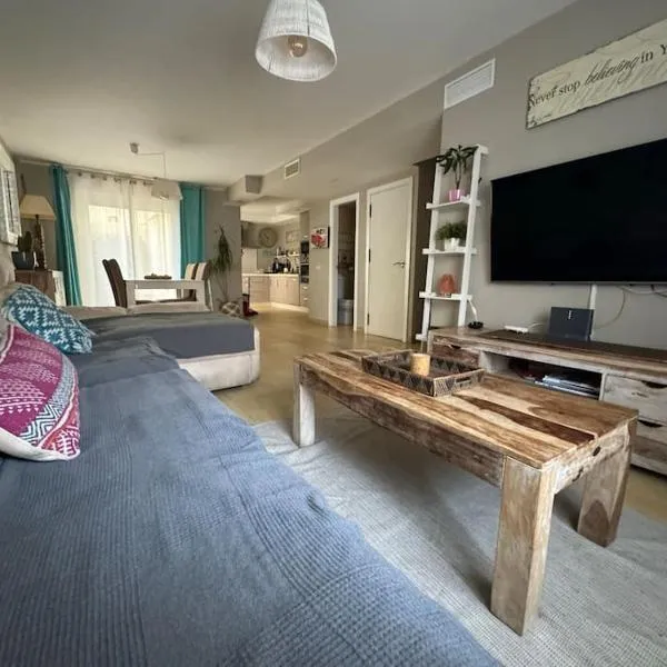 Casa Almenara – hotel w mieście Tarifa