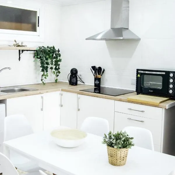 Sol Y Mar Apartments, a 200m de la Playa en el centro Santa Pola, hotel din Santa Pola