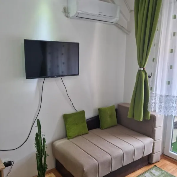 ZVEZDA LUX, hotel v destinaci Kruševac