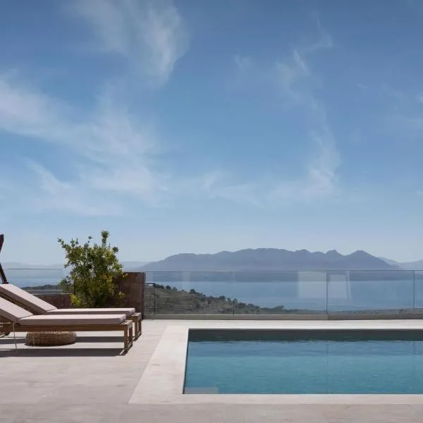 Kaerati Villa Aegina, hotel in Egina