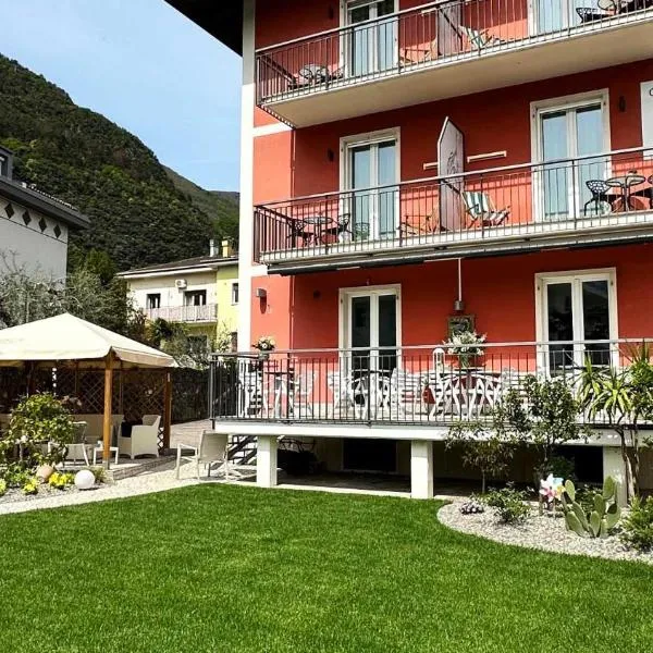 SK Active hotel - ex Garni Hotello, hotel v destinaci Riva del Garda