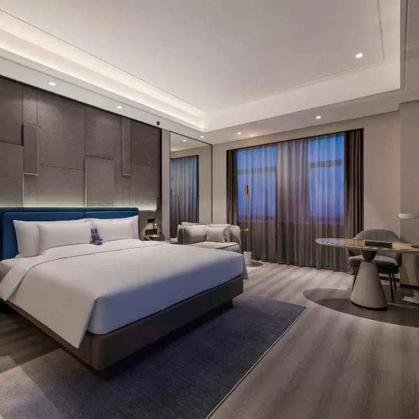 Novotel Kunshan Yangcheng Lake, hotel in Kunshan