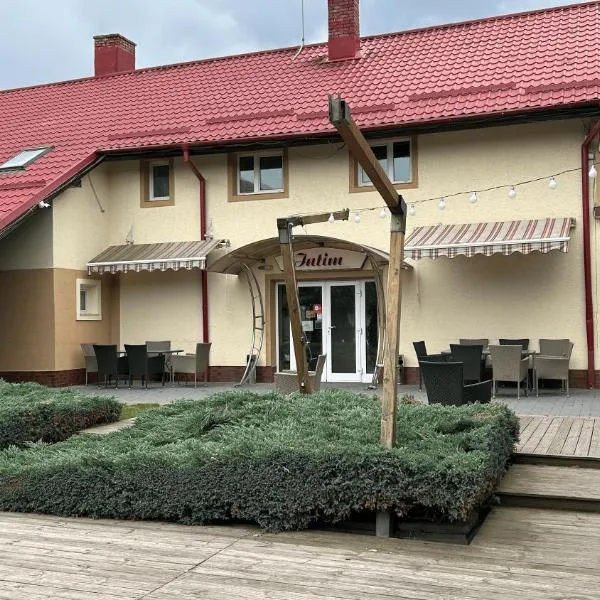 Hotel Intim, hotel v destinaci Rădăuţi