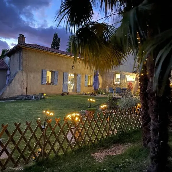 La Bastide, hotel v destinaci Armous-et-Cau