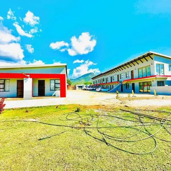Monavy Riverside Hotels in Tzaneen, hotel en Lenyenye