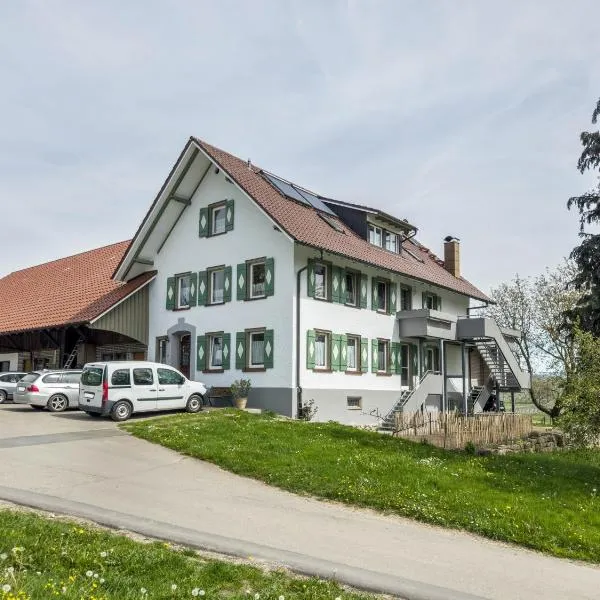 Ferienwohnung Lang, hotel v destinaci Kressbronn am Bodensee