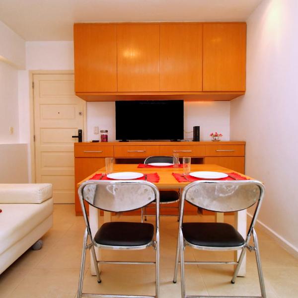 Apartamento 1 quarto perto da praia em Copacabana U052