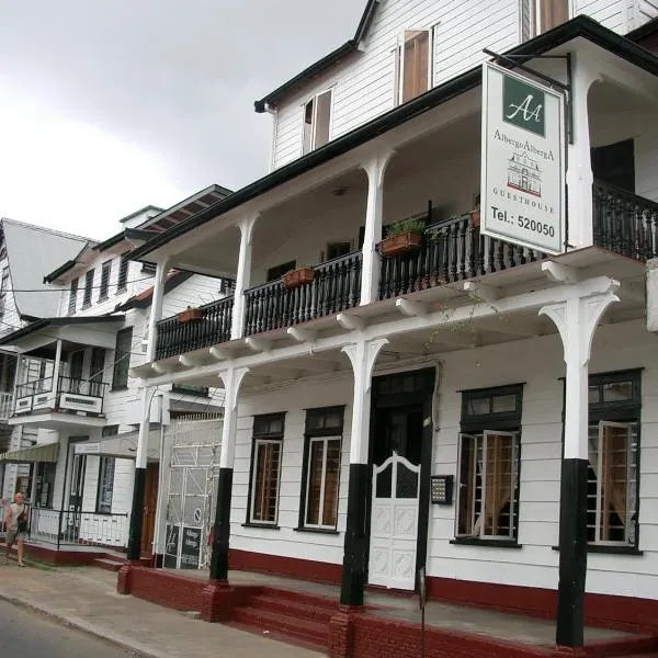 Guesthouse AlbergoAlberga, hotel in Paramaribo
