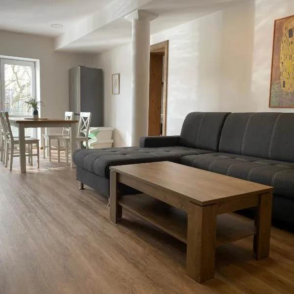 Statek u Křížů, hotel v destinaci Staré Sedliště