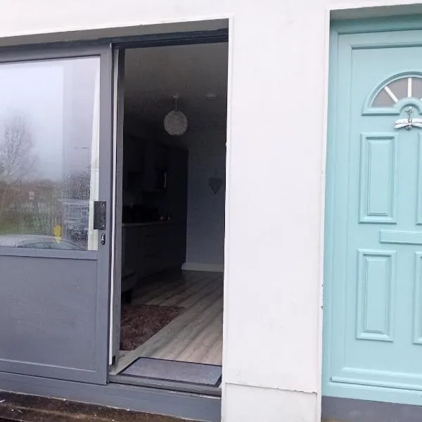 Compact one bed apartment near University of Limerick, hotel v destinaci Gilloge Bridge
