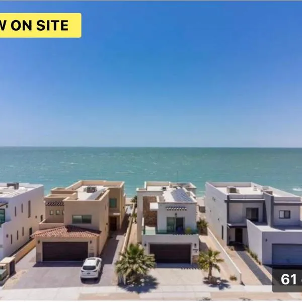 A Beautiful, New Beach Front Coastal House with Pool!, hotel v destinaci Puerto Peñasco