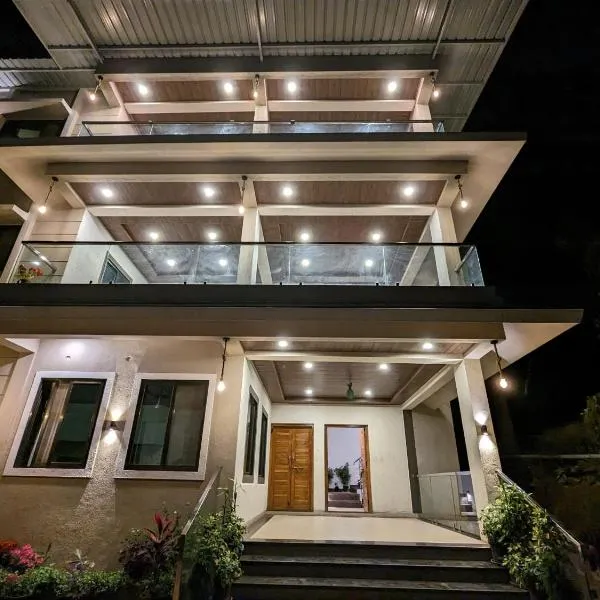Hotel and Villa Samarth Palace, hotel in Panchgani