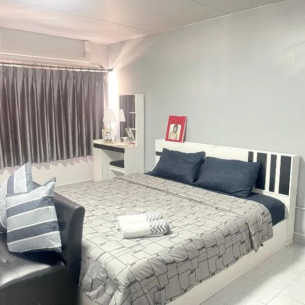 Lovely Impact C3-C9 Lily, hotel in Nonthaburi