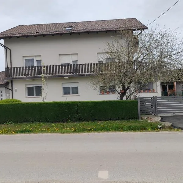 Apartments with a parking space Vrbovec, Prigorje - 22922, hotel v destinácii Vrbovec