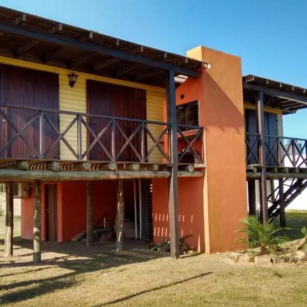 Cabañas El Ocio, hotel in Punta Del Diablo