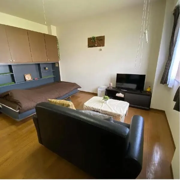 AppleRoom高瀬駅近201, hotel v destinaci Mitoyo