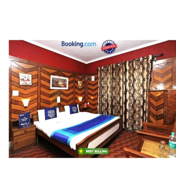 Viesnīca Hotel Ankur Plaza Deluxe Lake View Nainital Near Mall Road - Prime Location - Hygiene & Spacious Room - Best Selling pilsētā Nainitala