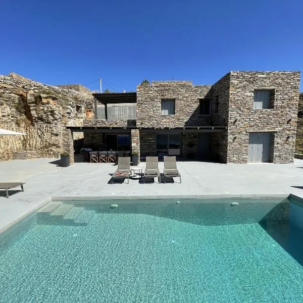 Villa Veneterra-Pool-SeaView-ConciergeServices, hotel v destinaci Koundouros