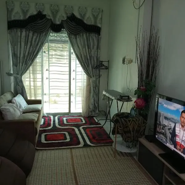 Villa Fairuz Hana Islamic Stay, hotel in Kangar
