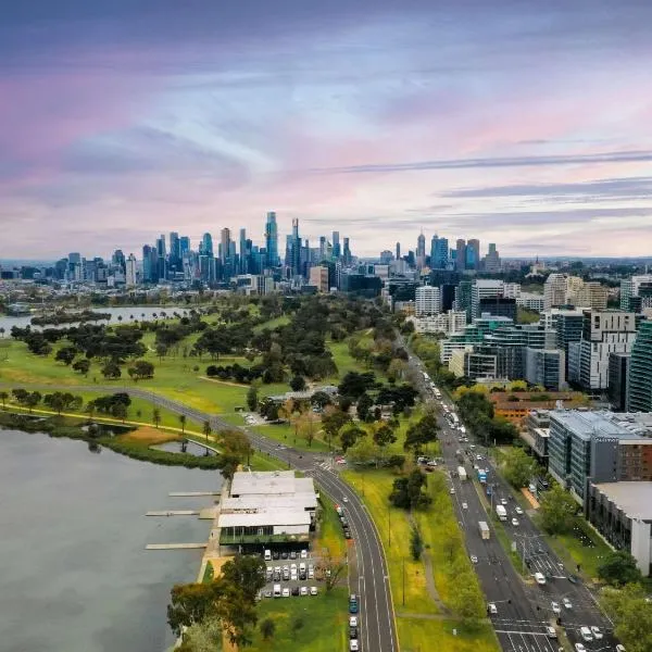 Pullman Melbourne Albert Park, готель у місті Brighton