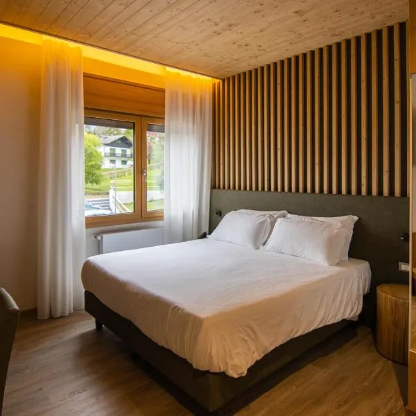 Chalet Cridola Dolomiti Experience, hotel v destinaci Lorenzago