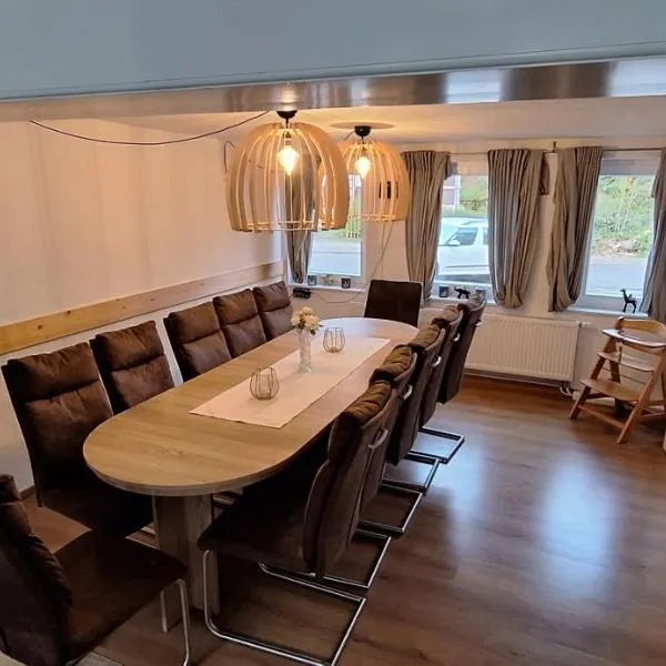 MaiFerien Harz - Haus Silberquelle - bis 14 Personen, hotel in Clausthal-Zellerfeld