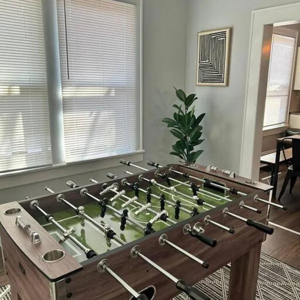 Downtown Charm, 3 Bdr, Near Rest and Bars, hotel in Winston-Salem