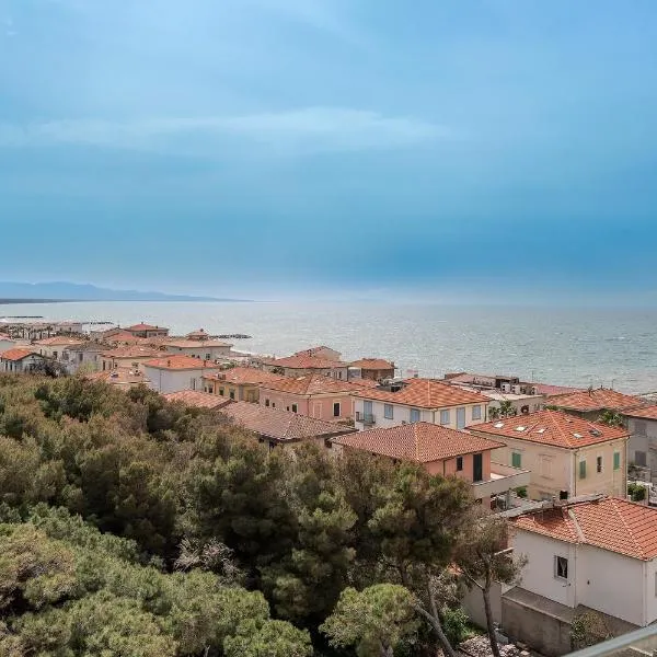 Hotel Tornese - Rooftop Sea View, hotel i Marina di Cecina