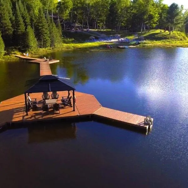 Footprints Resort, ξενοδοχείο σε Bancroft