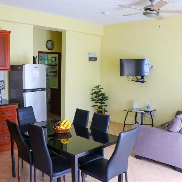 Hidden Gem Apartments (No.5), hotel v destinaci Castries