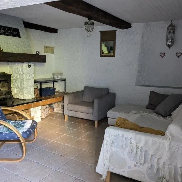 Le Clos des oliviers, hotel v destinaci Rieux-en-Val