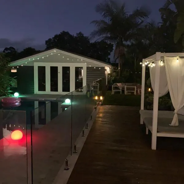 Woy Woy Staycation - Heated Pool & Hot Tub & BBQ & Pizza Oven & Arcade Game & Pool Table, готель у місті Вой-Вой