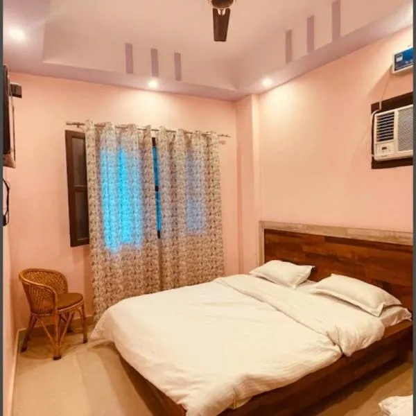 Hotel Aradhya Gange Residency Tapovan Rishikesh - Excellent Service Awarded, hotel in Narendranagar