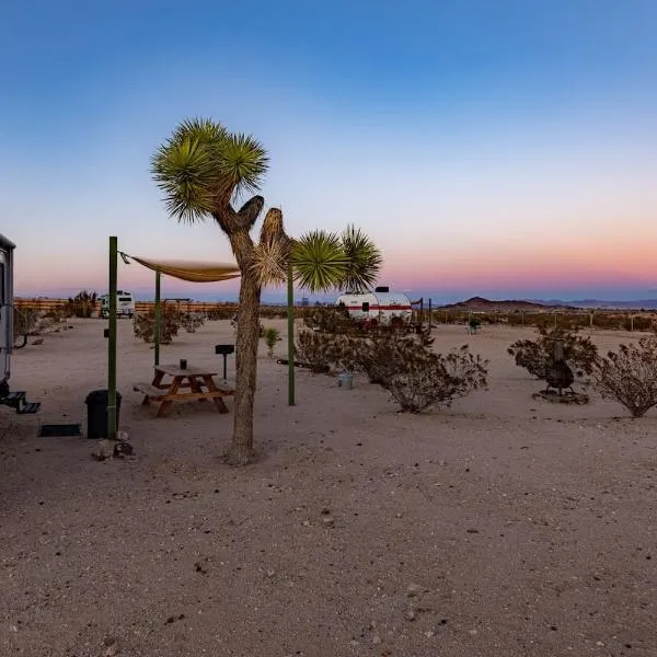JT Village Campground - Casa Pequena, hotel v destinaci Joshua Tree
