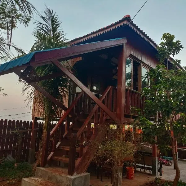 Banlung Hill Top House &Trekking, hotel v destinaci Phumĭ Pôy