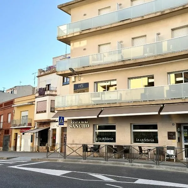 Hotel Sancho, hotel in Vandellós