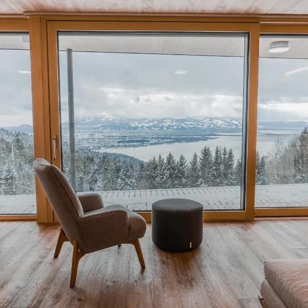 Hotel Schönblick, hotel v destinaci Lochau