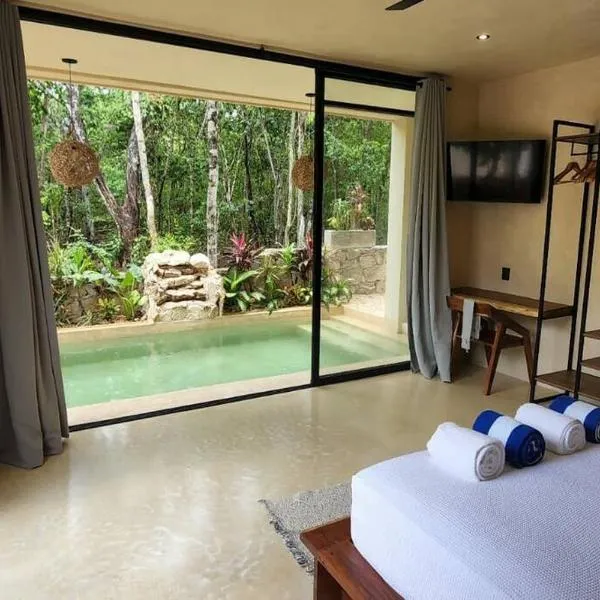 Chemuyil에 위치한 호텔 Little Oasis with private pool in the jungle