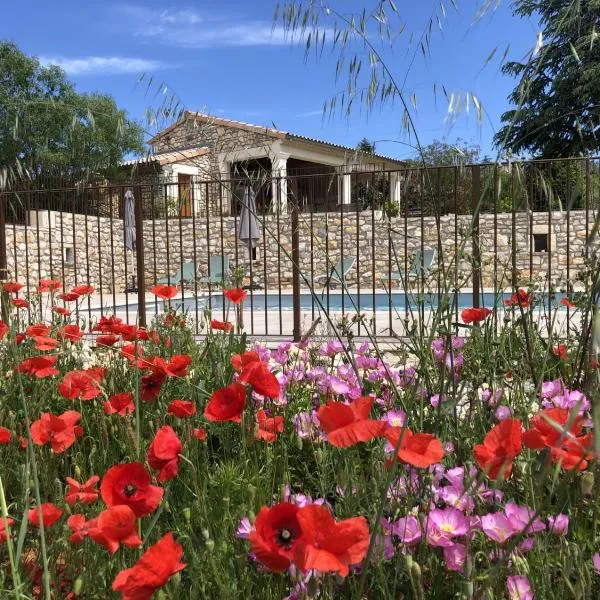 Chambre d'hôtes Bambou- A l'Ombre des Tilleuls, viešbutis mieste Lagorce