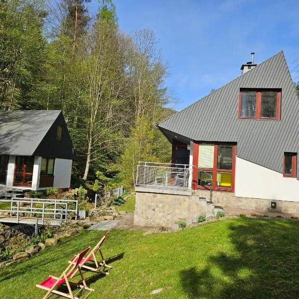 DOMKI w LESIE NAD RZEKĄ, hotel v destinácii Międzybrodzie Bialskie