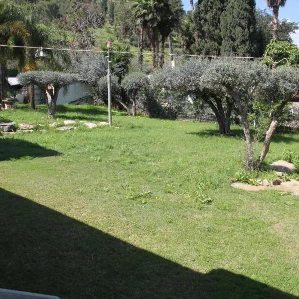 וילה במעיין, hotel v destinaci Gid‘ona