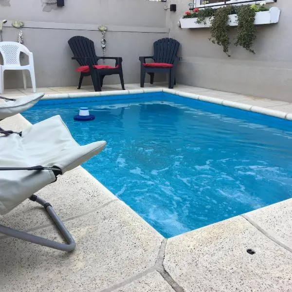 ZEN Home, hotel in Tandil
