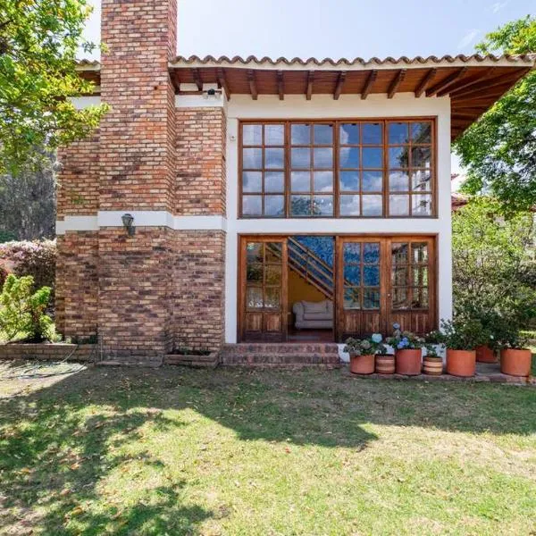 Casa Familiar, 10 minutos de la plaza a pie, hotel a Villa de Leyva