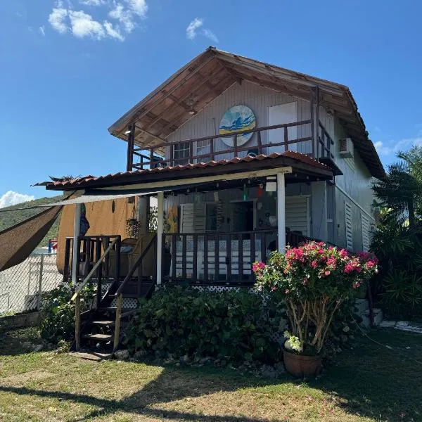 Bungalow Ocean View wifi, hotel v destinaci Patillas