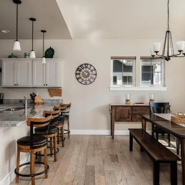 Southbridge Cottage: Cozy and Modern Home, hotel in Bozeman