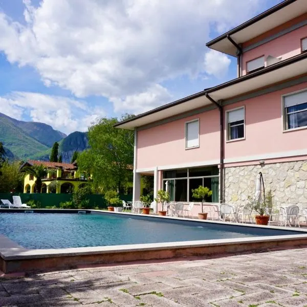 Hotel Diana, hotel v mestu Riva del Garda