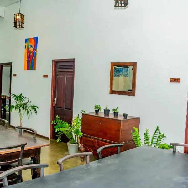 ShiCo Transit Hotel, hotel i Negombo