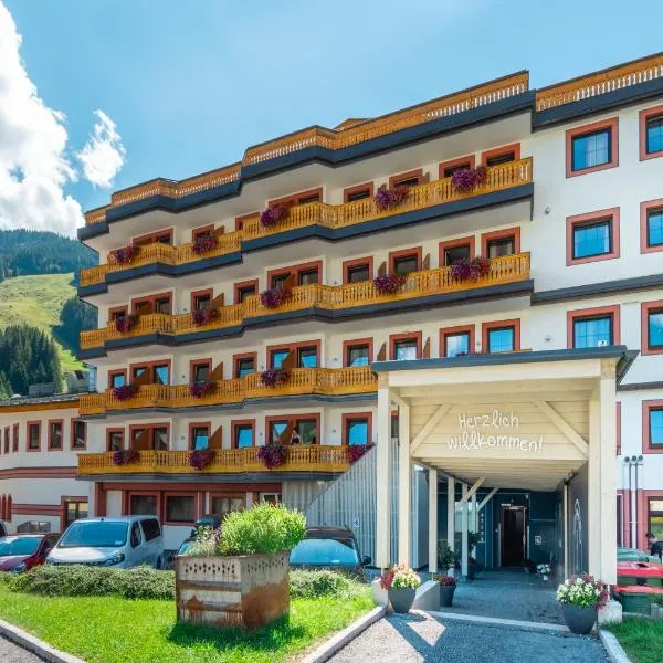 JUFA Alpenhotel Saalbach, hotel en Rain