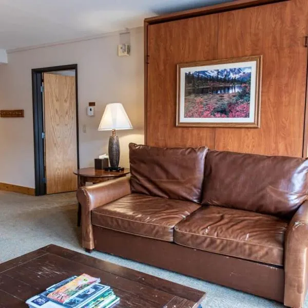 1bd SUITE 504 Perfect Location with Pool and Hot Tub, hôtel à Crested Butte