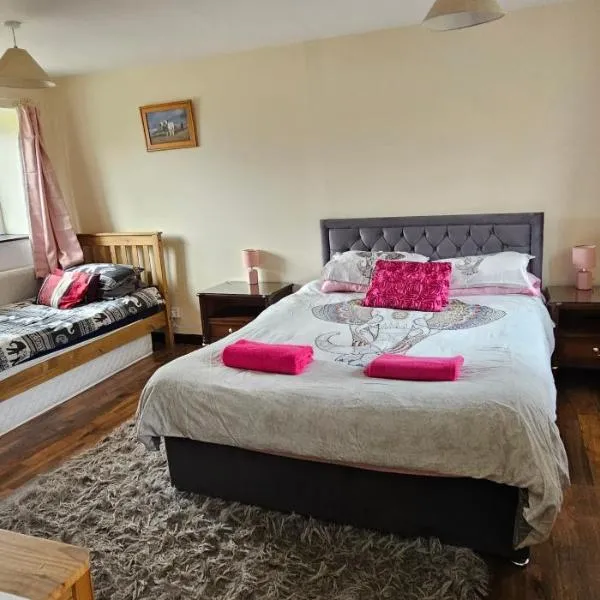 Trelawney Cottage, Sleeps up to 4, Wifi, Fully equipped、East Looeのホテル